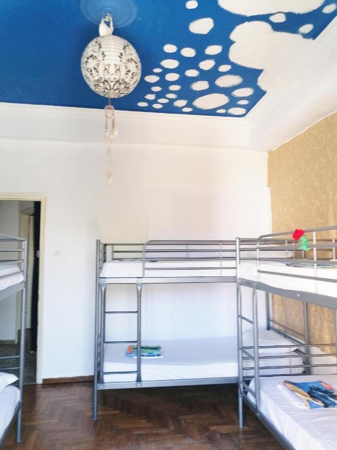 Athinas Apartment Near Acropoli And Monastiraki Metro Athena Bagian luar foto